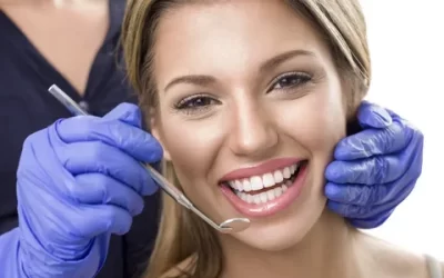 WHAT TYPE OF PROBLEMS DOES COSMETIC DENTISTRY SOLVE?