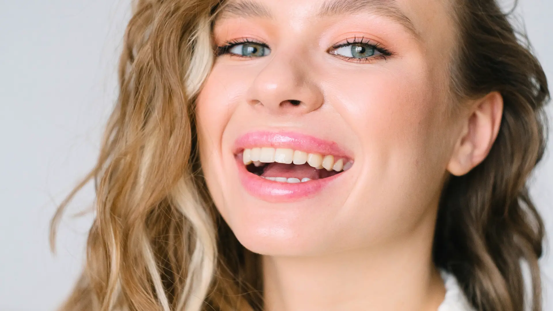 Hollywood Smile